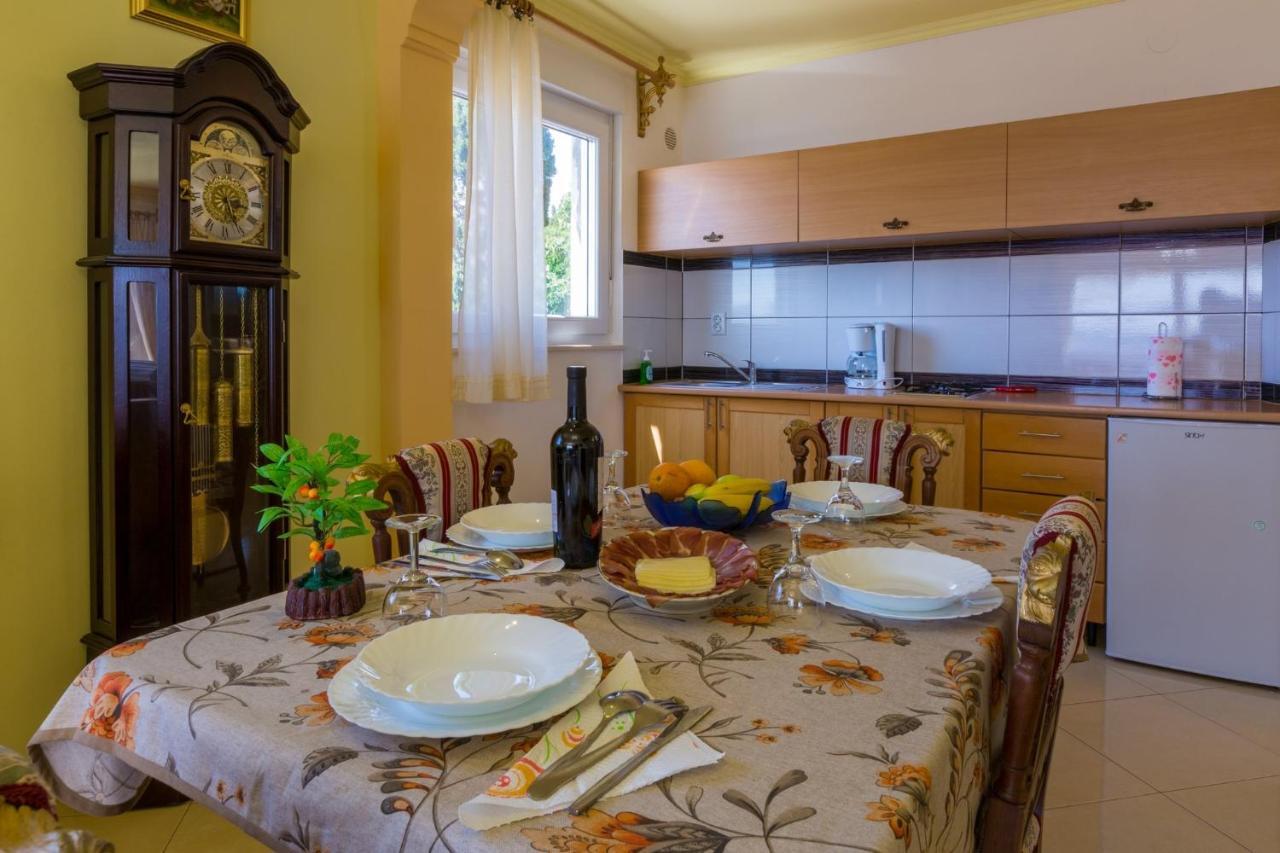 Mali Marino Selce Apartment Exterior photo